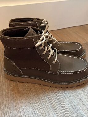 Sperry Rudder Brown Leather Duck Boots Boys 6 Lace Up